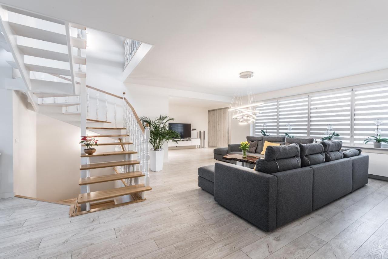 Villa House Poznan * Sauna * Kültér fotó